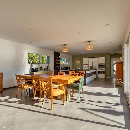 L'atrium Alignan-du-Vent