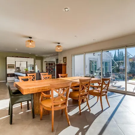 L'atrium Villa Alignan-du-Vent